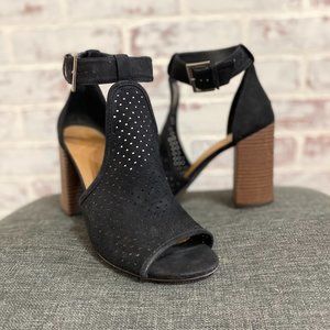 Black Ankle Strap Sandals